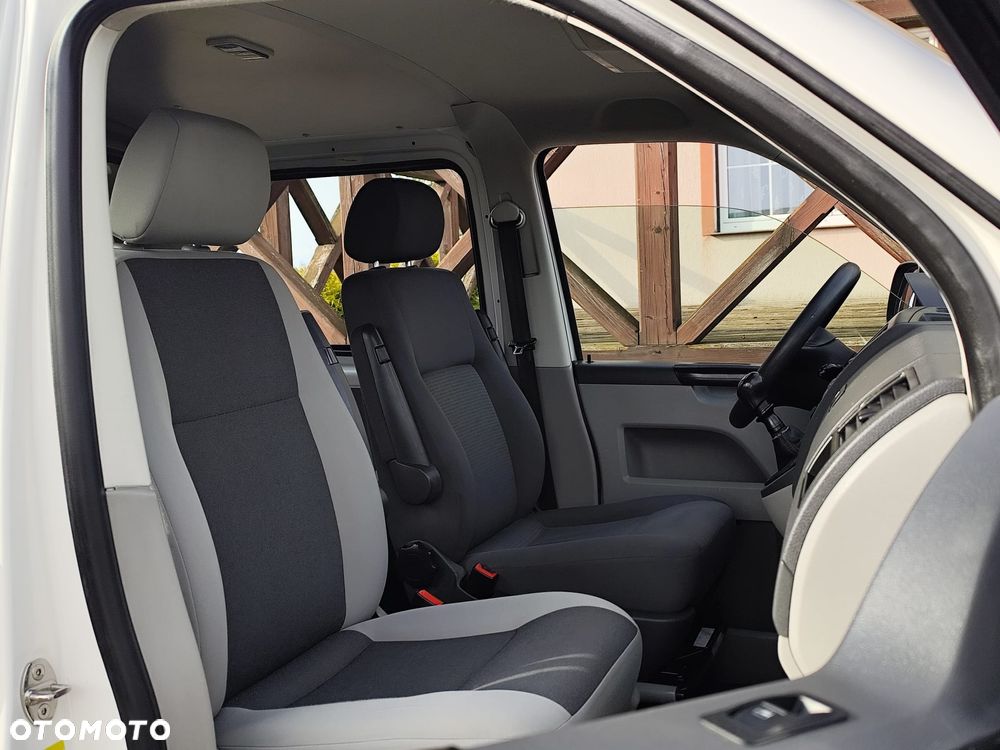 Volkswagen Transporter T5 - 12