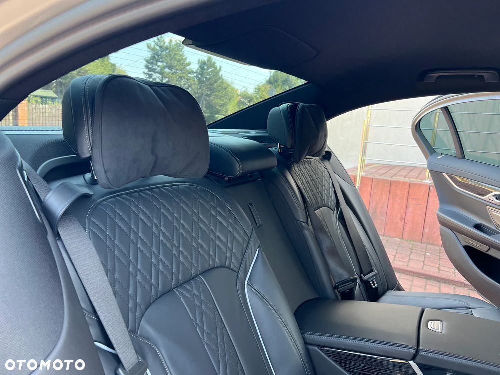 BMW Seria 7 740d xDrive mHEV sport - 6