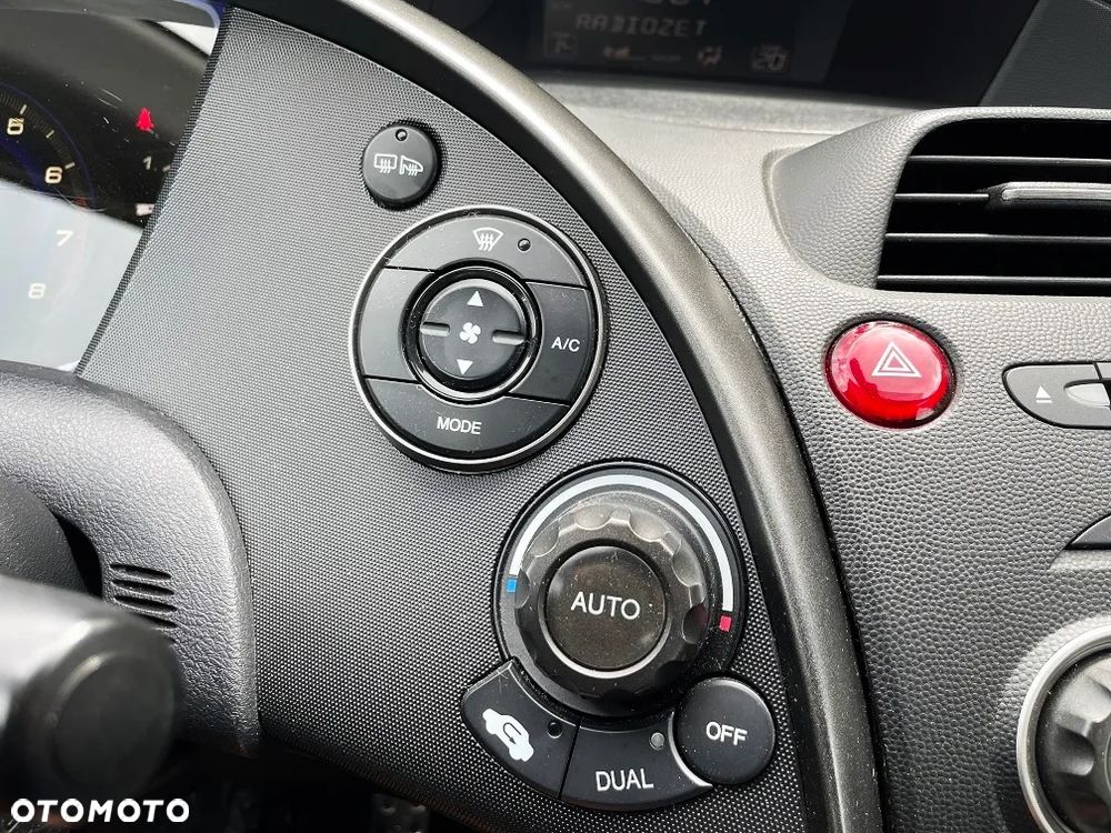 Honda Civic 1.4 i-VTEC Type S - 27