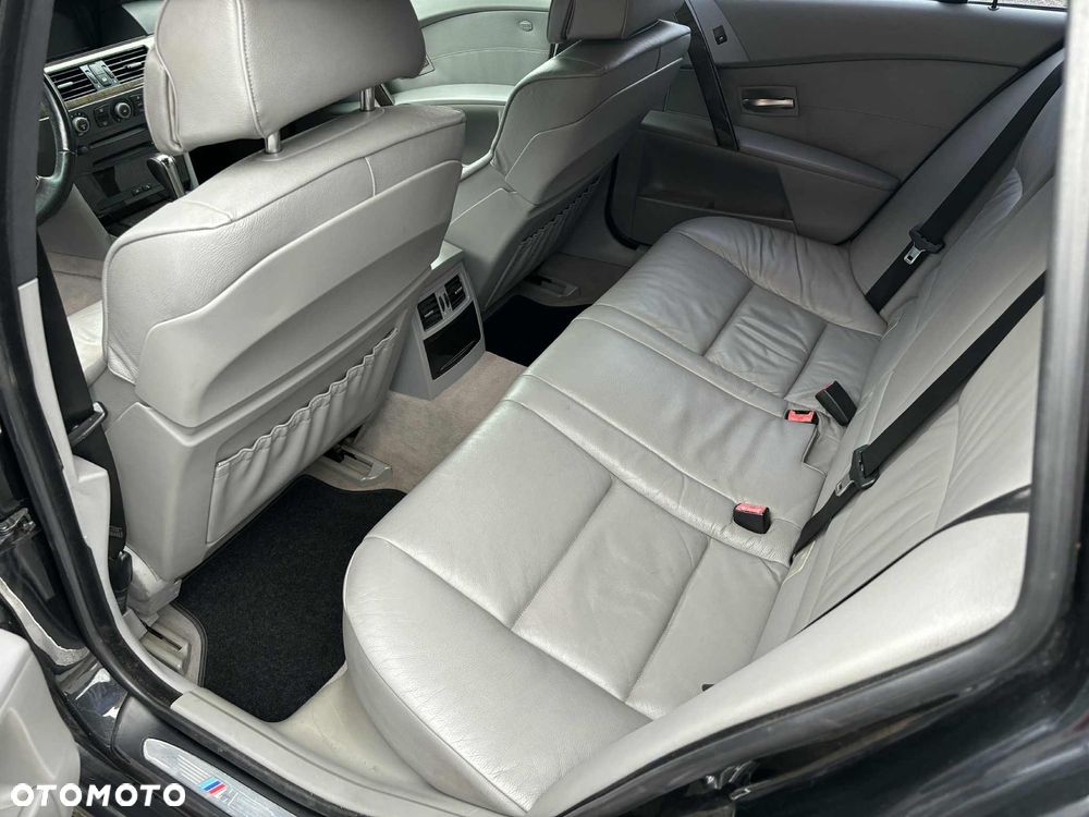 BMW Seria 5 535d - 7