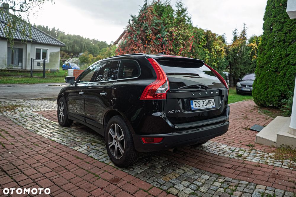 Volvo Xc 60 2012 photo 2