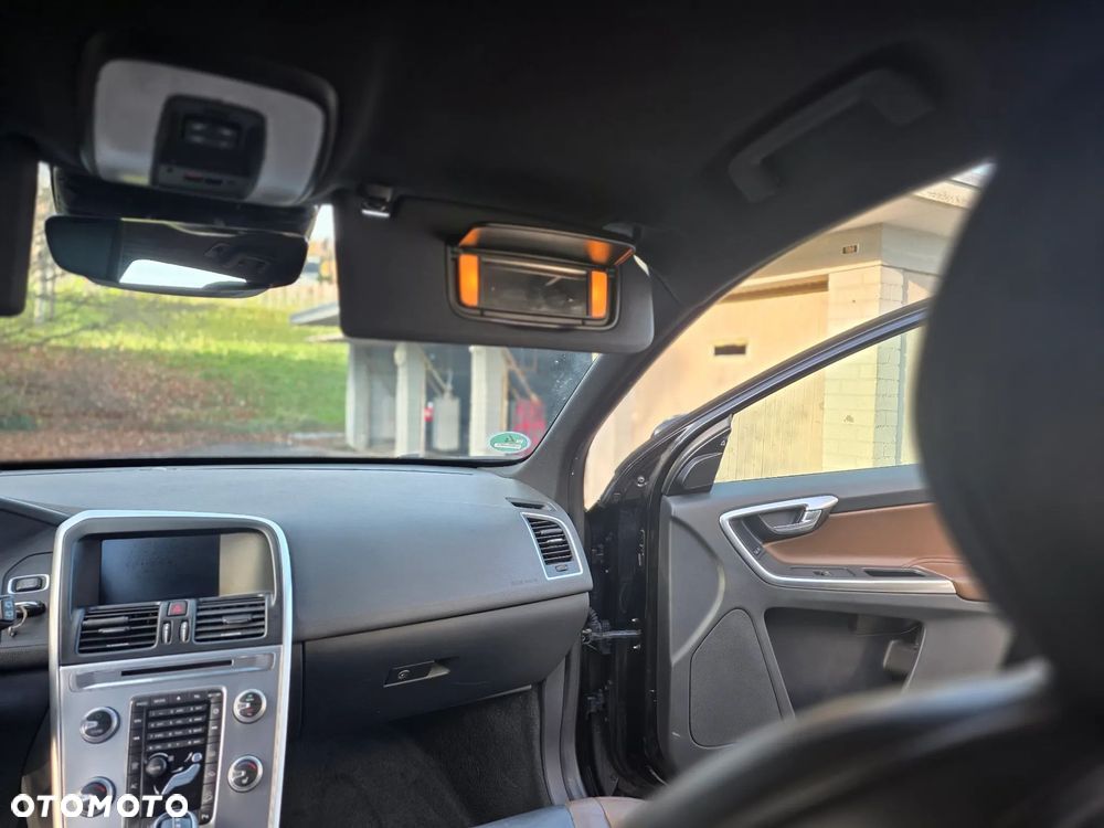 Volvo XC 60 D4 AWD Geartronic Summum - 14