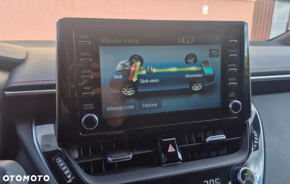 Toyota Corolla 1.8 Hybrid Selection - 11