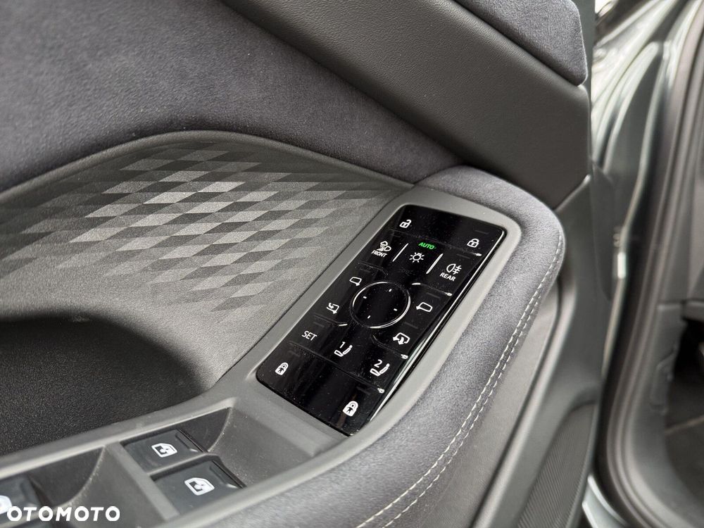 Audi A6 Avant TFSI mHEV Quattro S tronic - 11