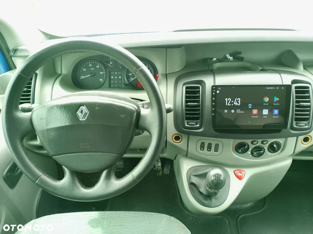Renault Trafic - 10