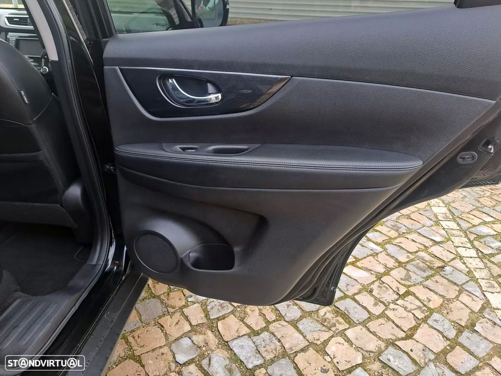 Nissan X-Trail 1.6 dCi Tekna - 32