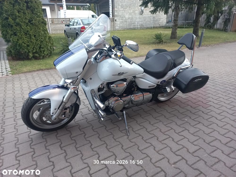 Suzuki Intruder - 1