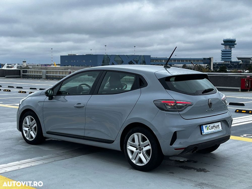 Renault Clio - 5