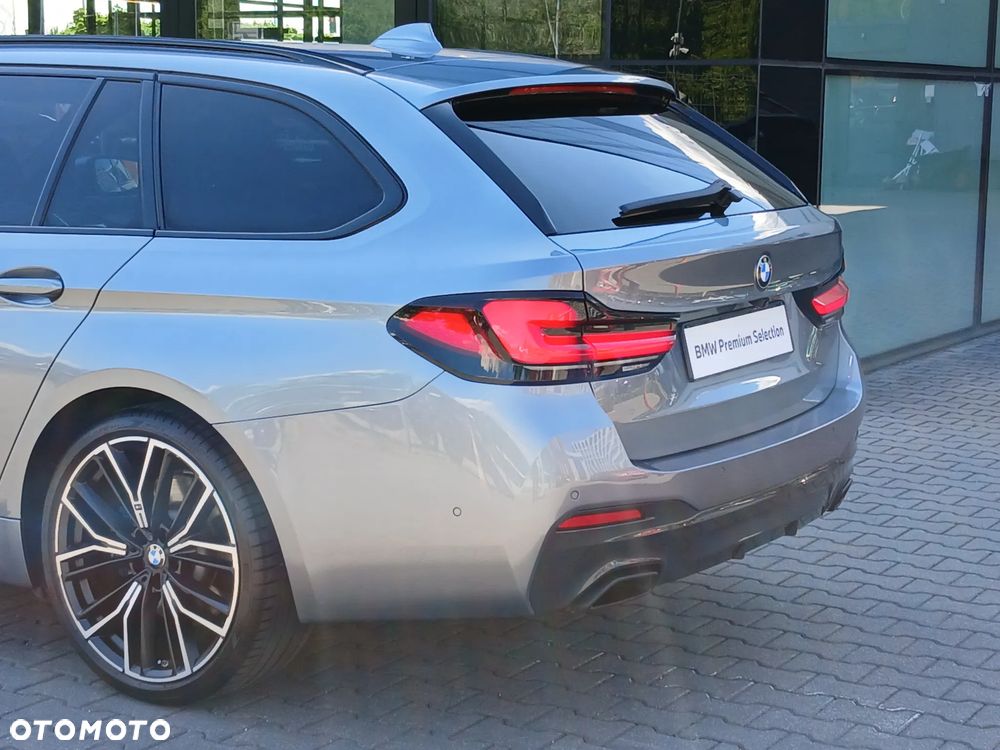 BMW Seria 5 530d xDrive mHEV M Sport sport - 11