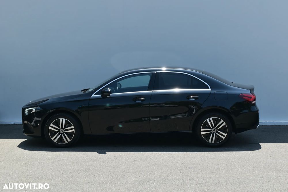 Mercedes-Benz A - 2