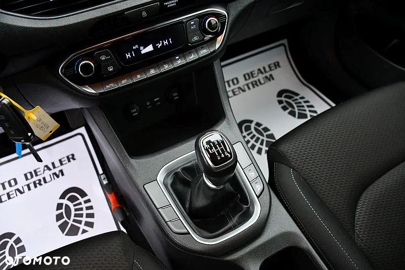 Hyundai i30 1.4 T-GDI Style - 16