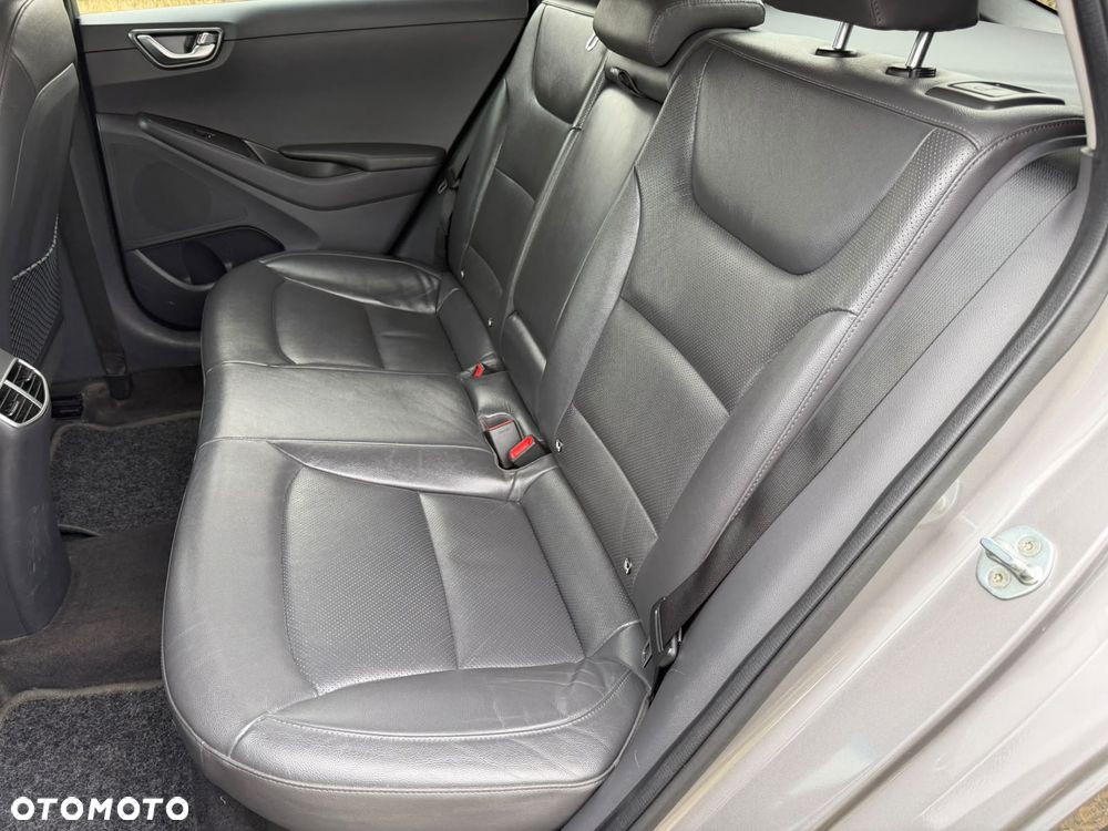 Hyundai IONIQ Hybrid Premium - 15