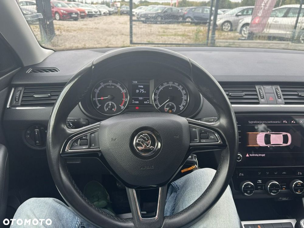 Skoda Octavia - 25