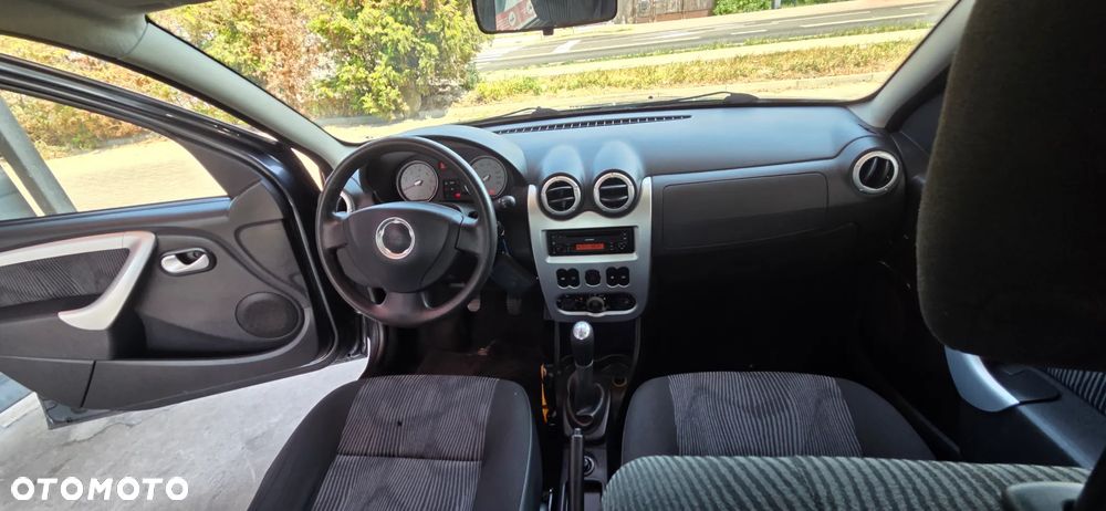 Dacia Sandero 1.2 16V Laureate - 30