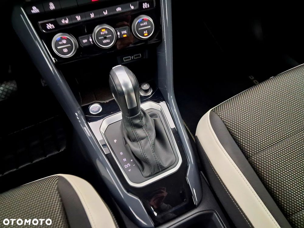 Volkswagen T-Roc 1.5 TSI ACT Advance DSG - 32