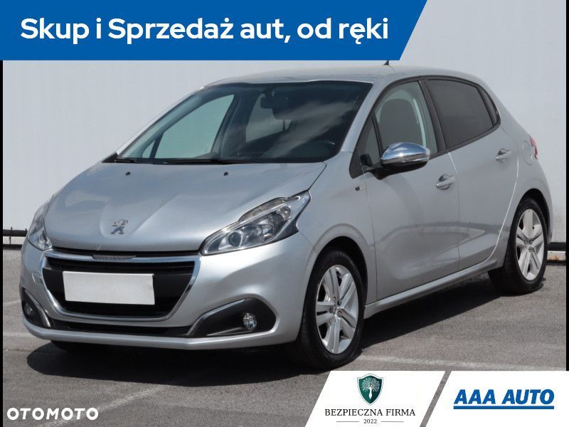 Peugeot 208 - 3