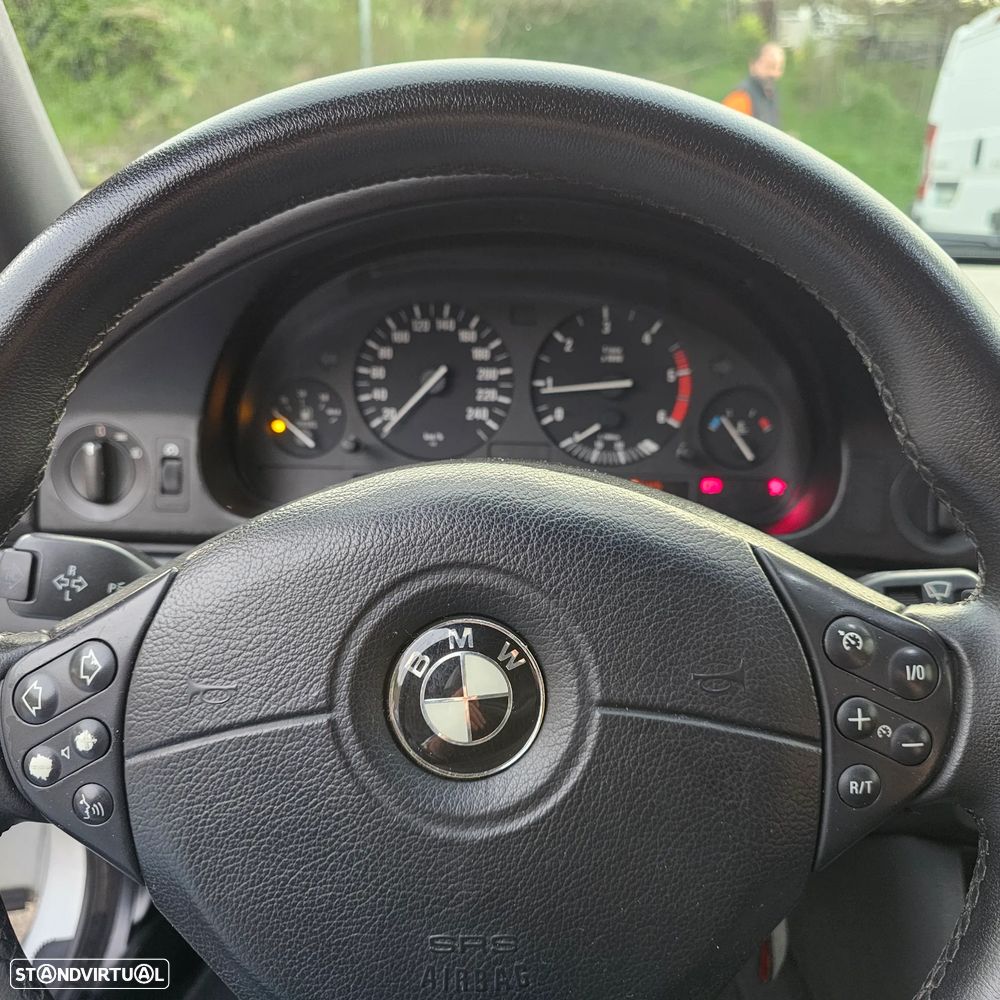 BMW 530 dA Touring - 27