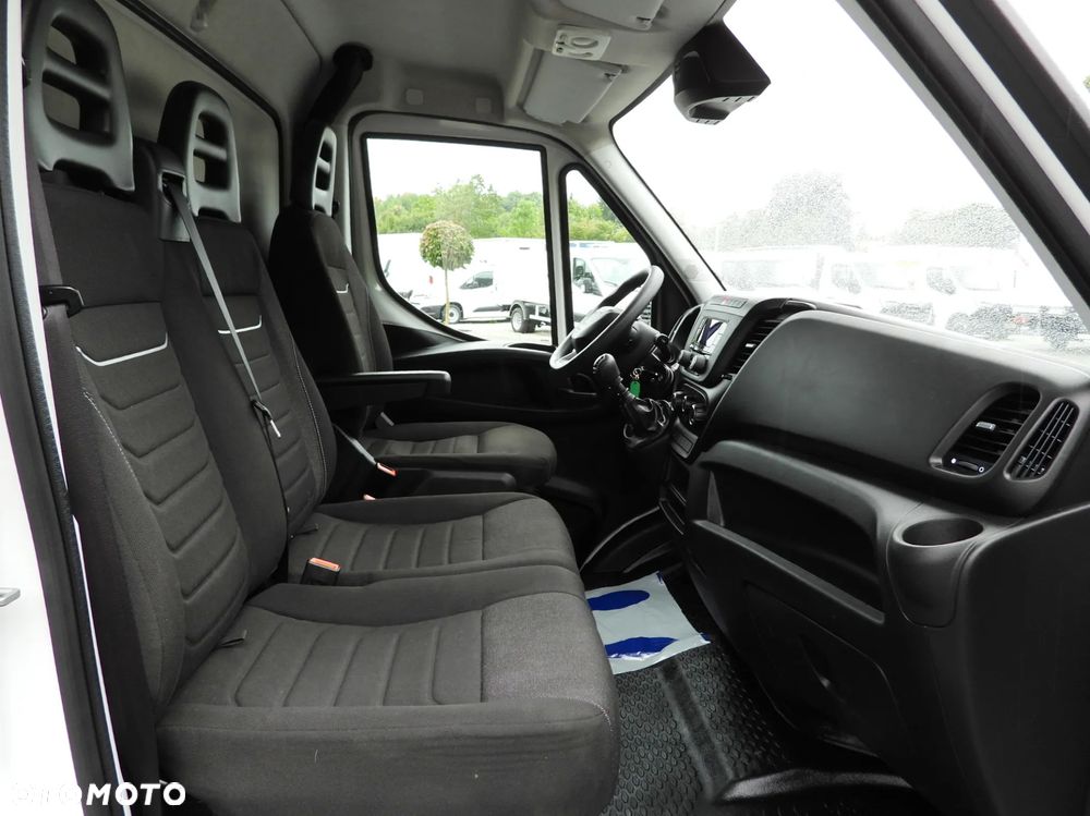 Iveco DAILY 35S18 PLANDEKA WINDA 8 PALET WEBASTO TEMPOMAT LEDY KLIMATYZACJA 180KM [ 540053 ] - 36