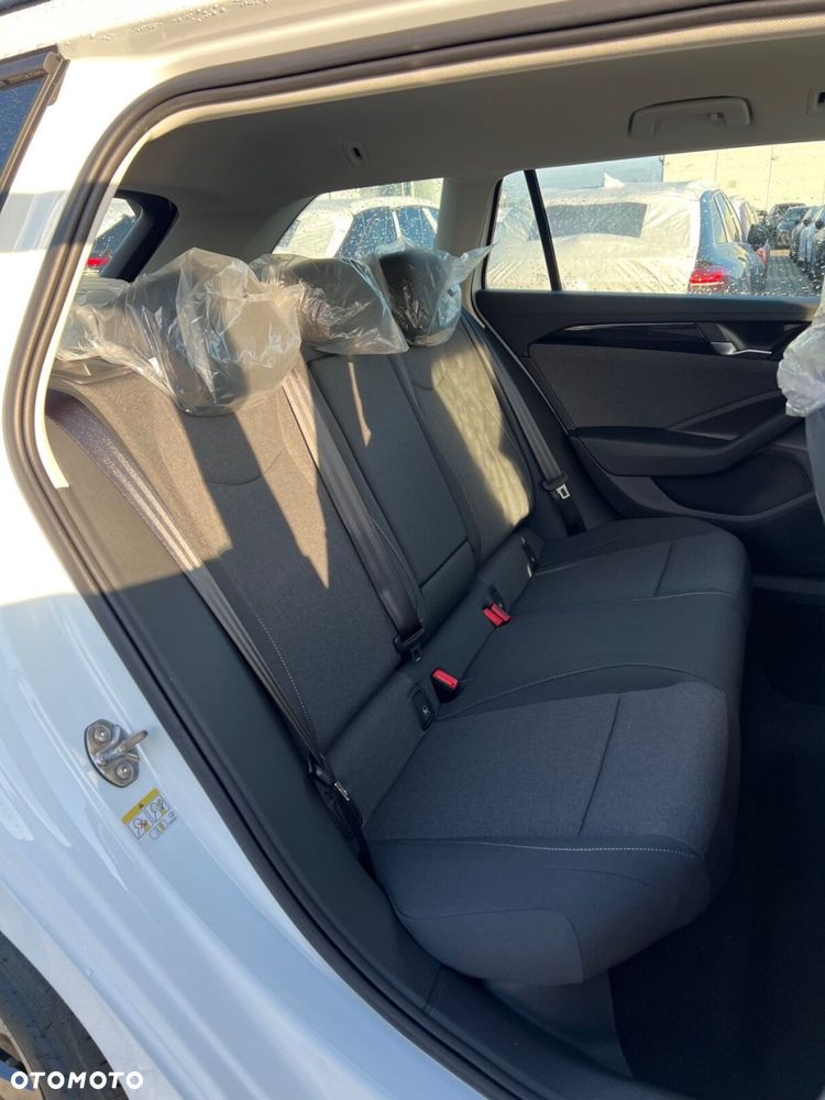 Volkswagen Passat Variant - 6