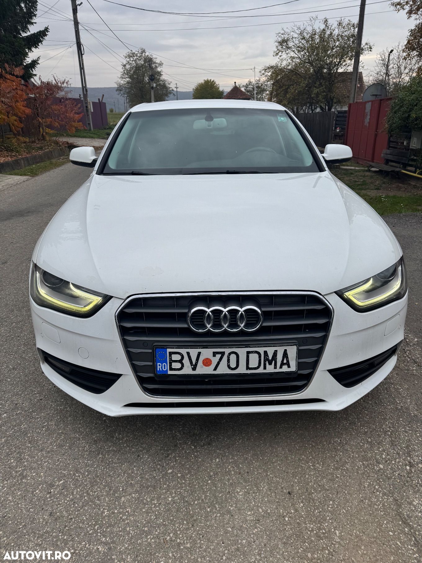 Audi A4 Avant 2.0 TDI DPF Ambiente - 1