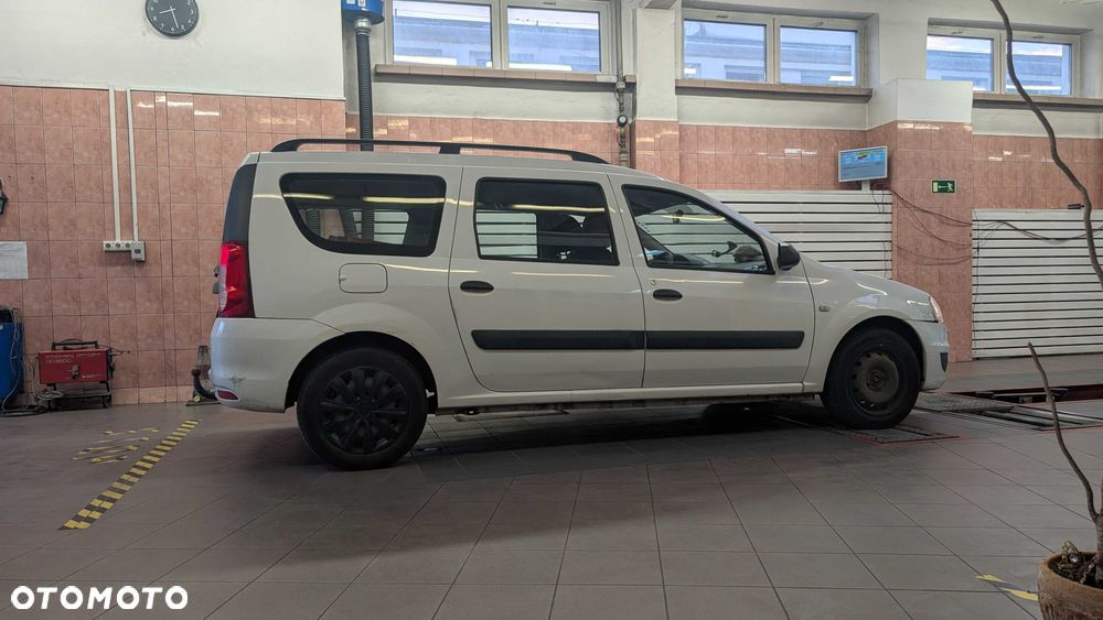 Dacia Logan - 3