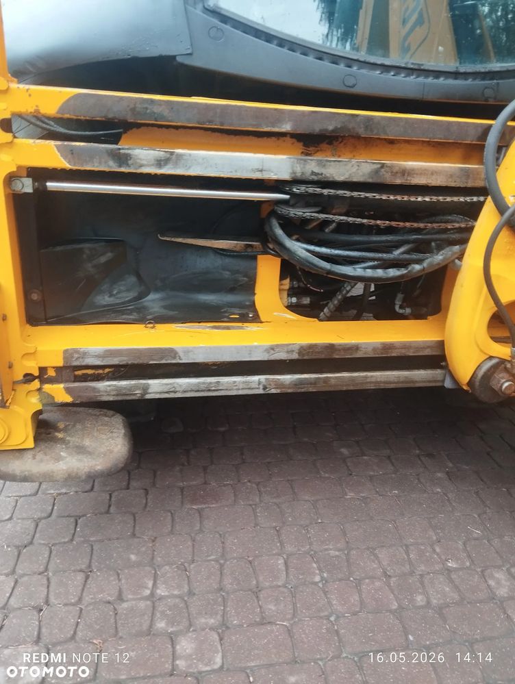 JCB 3CX - 4