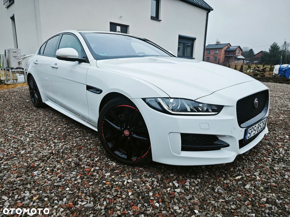 Jaguar XE 20d R-Sport Ingenium Edition - 4