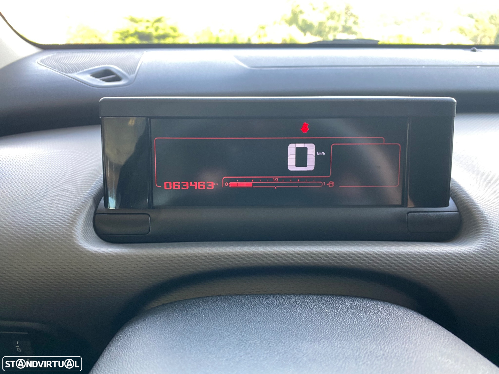 Citroën C4 Cactus 1.2 PureTech Shine - 16
