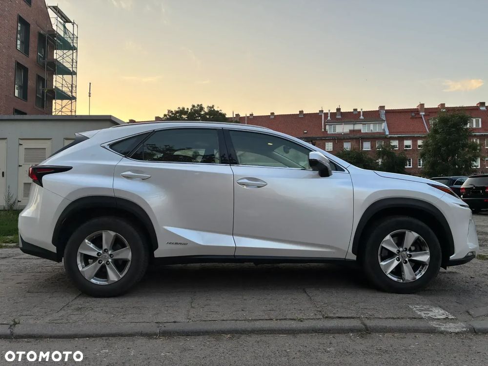 Lexus NX 300 Business Edition AWD - 1