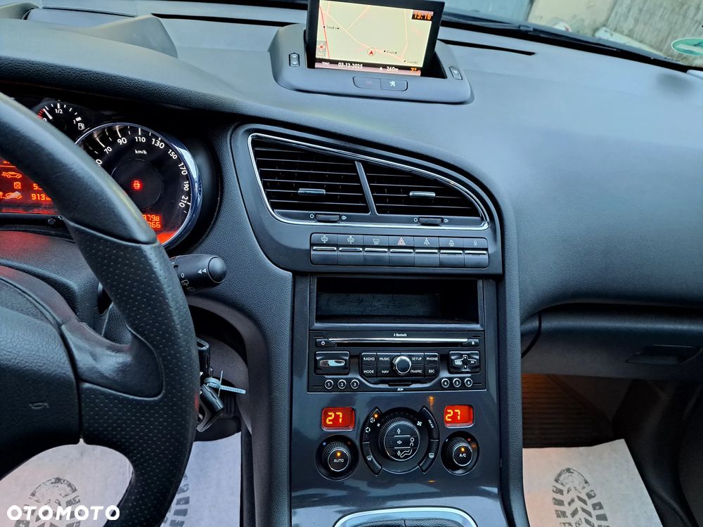 Peugeot 5008 HDI 150 Business-Line - 19