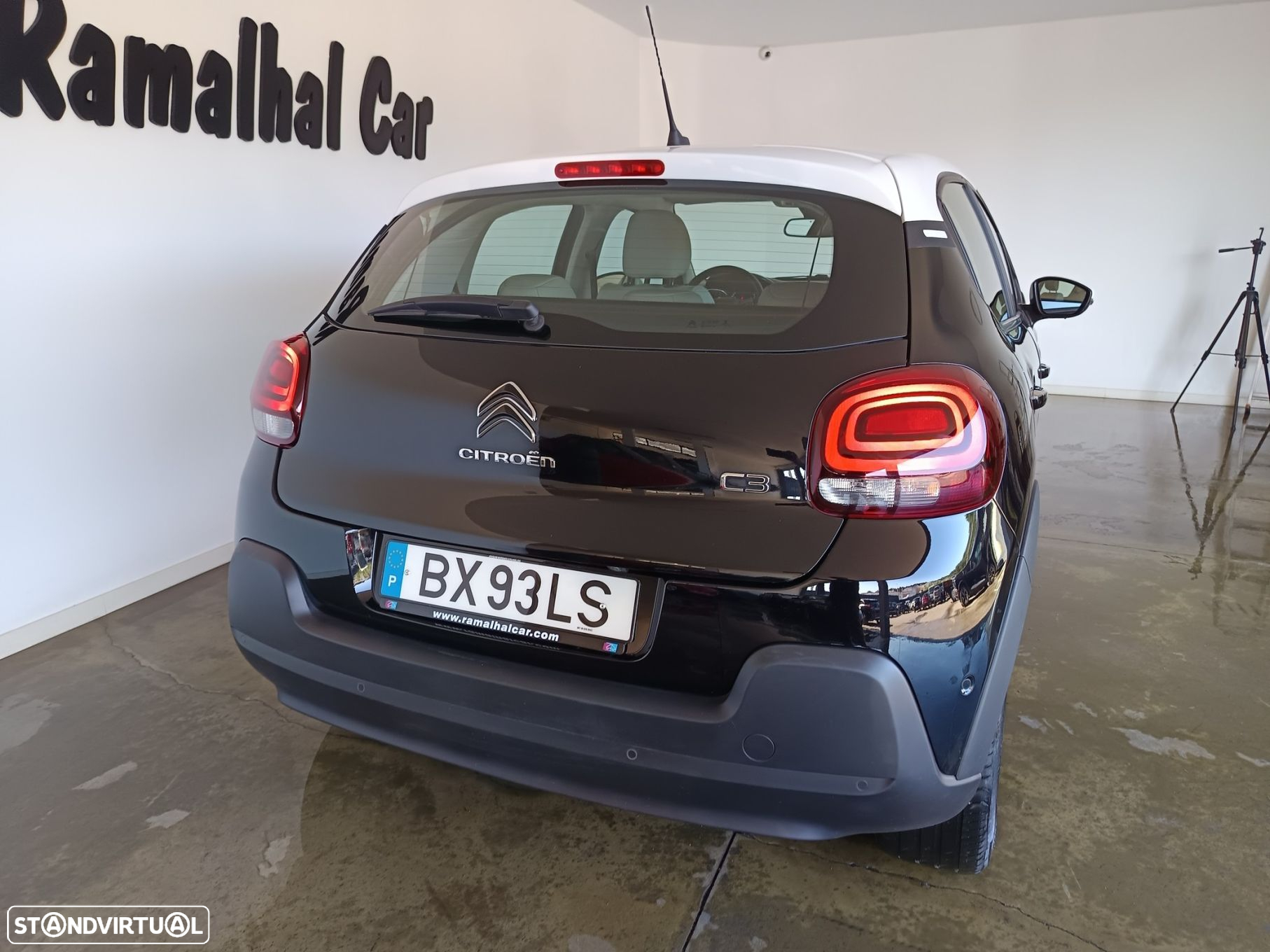 Citroën C3 1.2 PureTech Shine Pack EAT6 - 8
