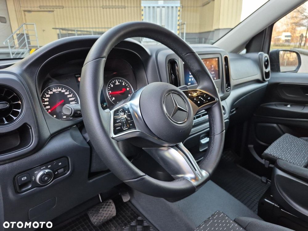 Mercedes-Benz Vito - 11