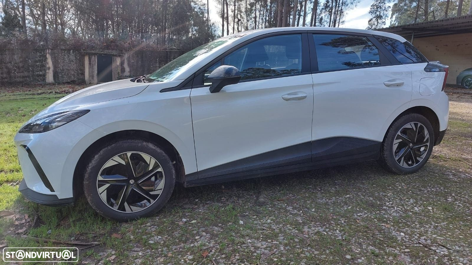 MG MG4 51 kWh Standard - 13