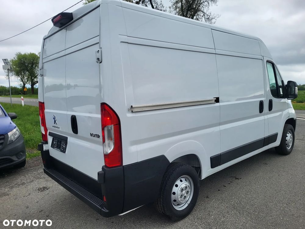Peugeot BOXER L2H2 - 12