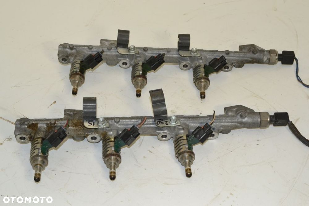 Listwa wtryskowa Lexus IS 250 - 5