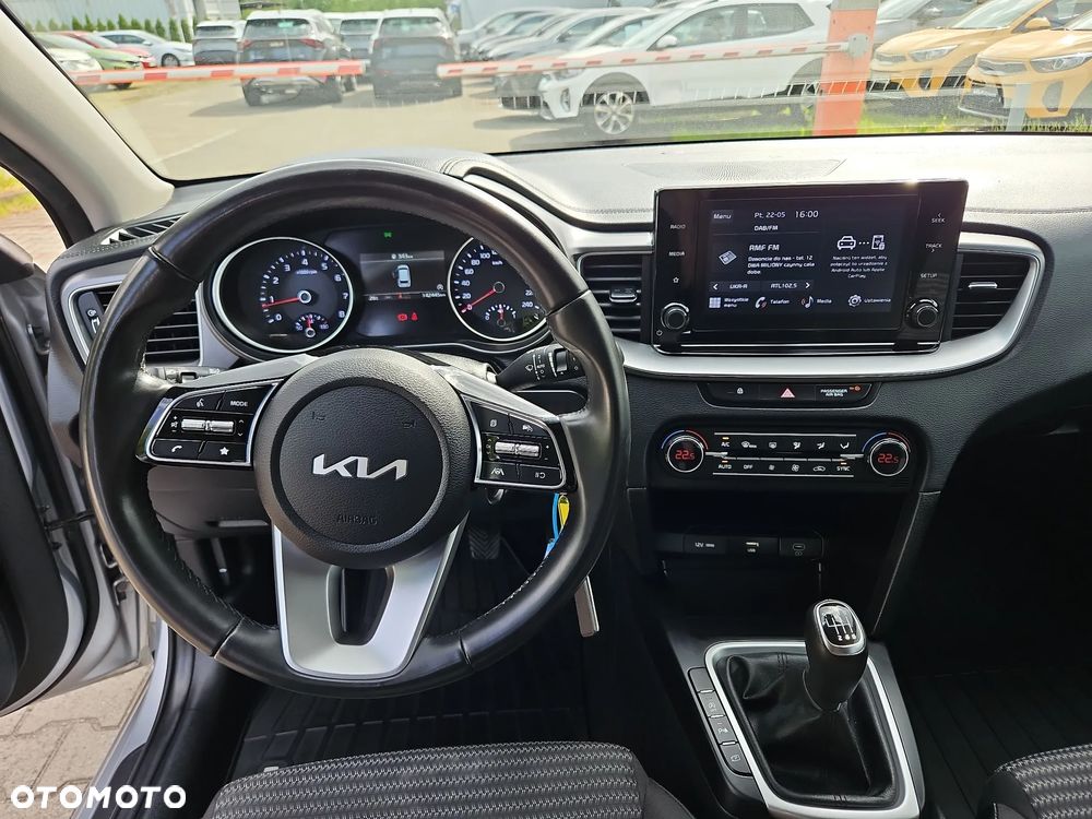 Kia Ceed 1.5 T-GDI M - 13