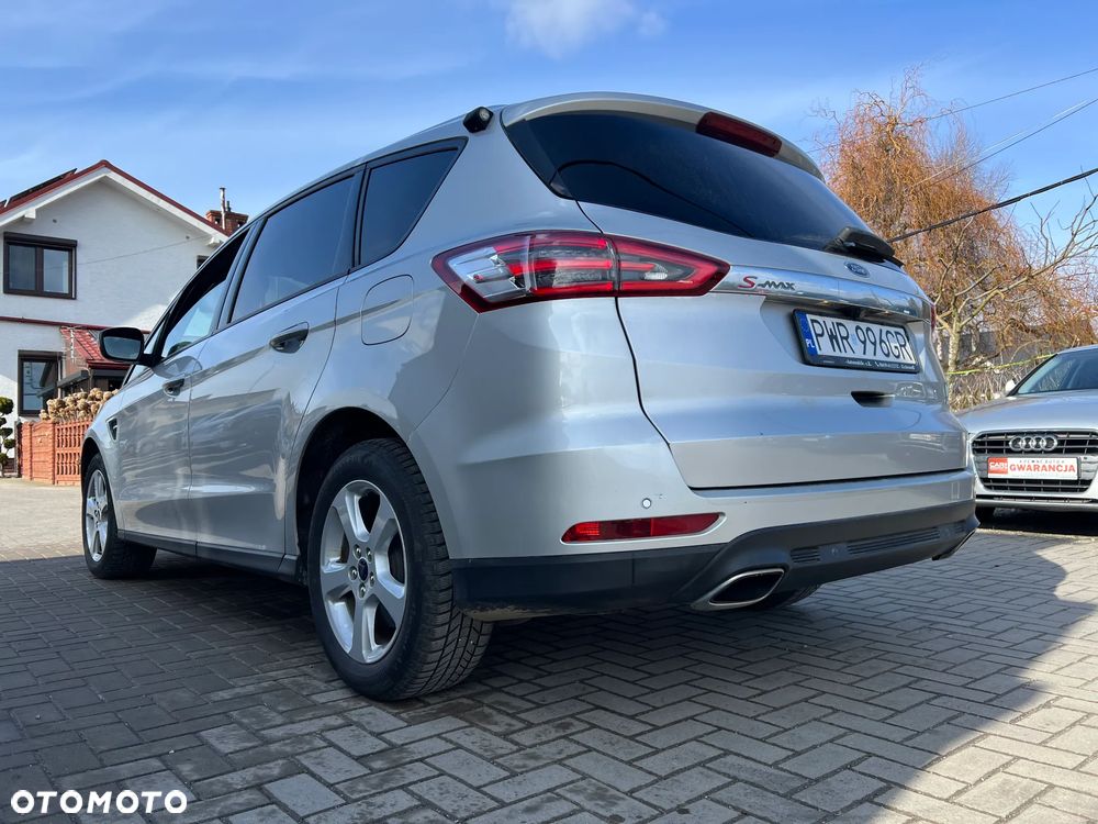 Ford S-Max - 34