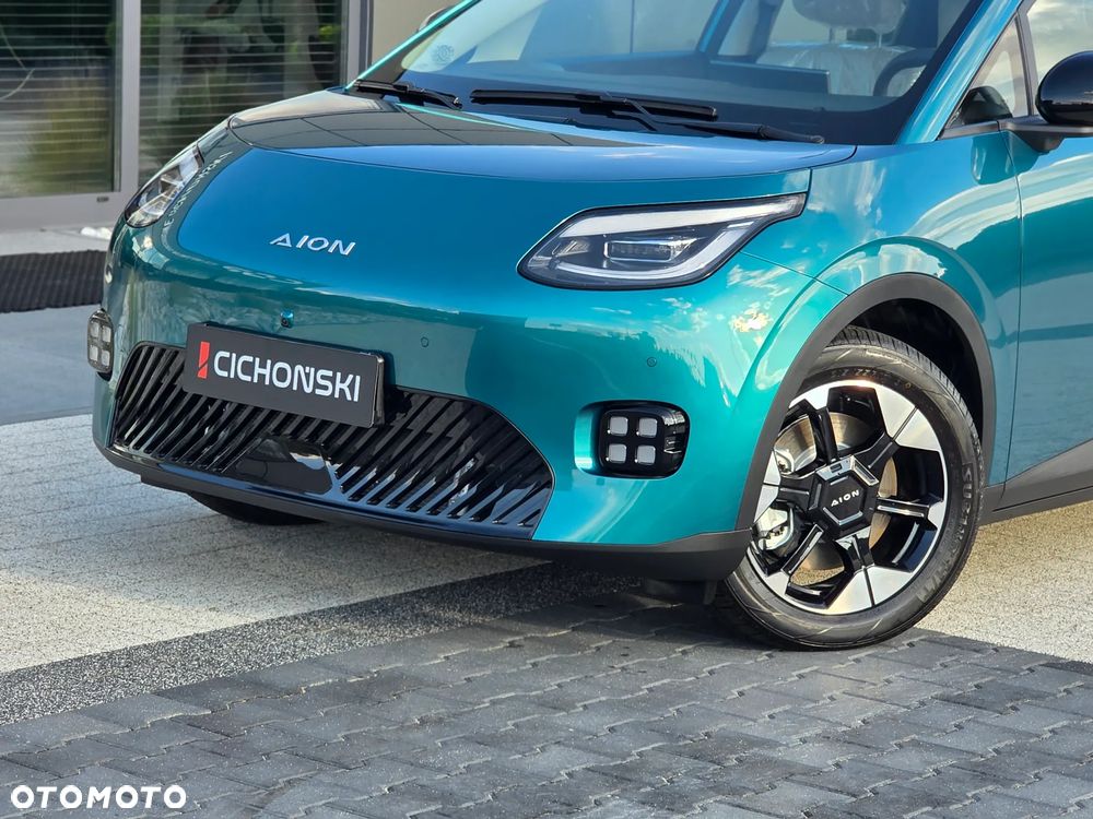 GAC AION UT - 8