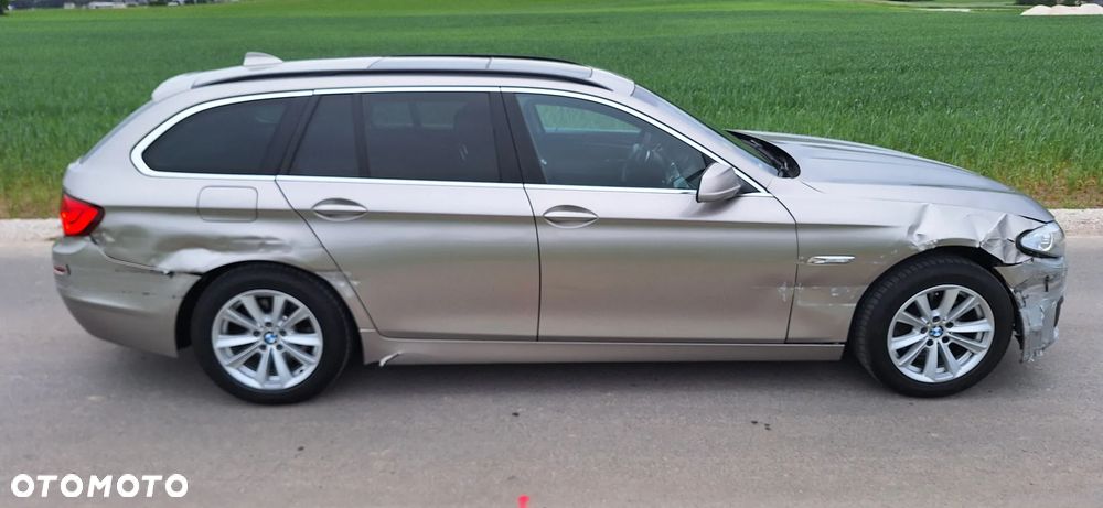 BMW Seria 5 520d Sport-Aut - 3