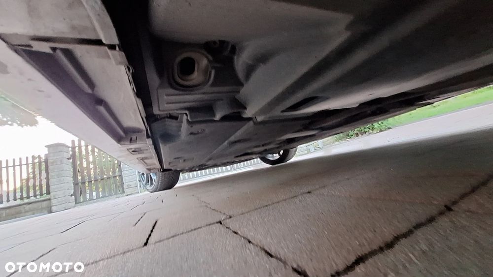 Toyota Corolla 2.0 Lounge - 27