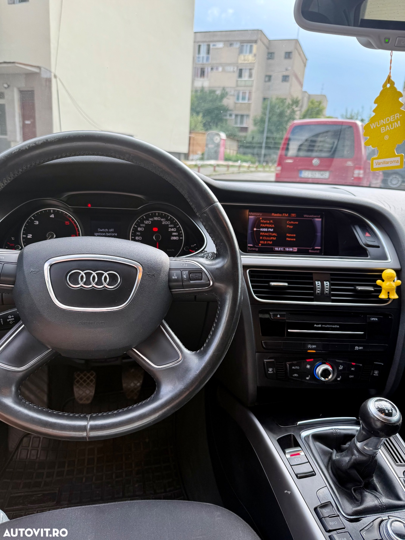 Audi A4 2.0 TDI Avant - 13