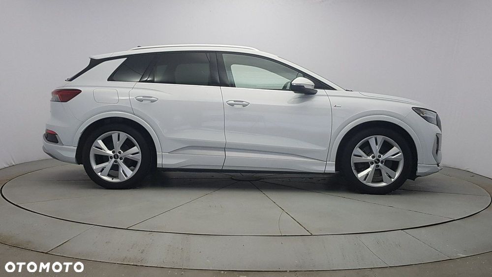 Audi Q4 e-tron - 8
