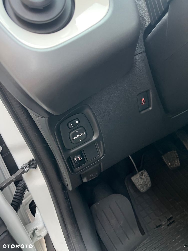 Toyota Aygo x-play connect - 15