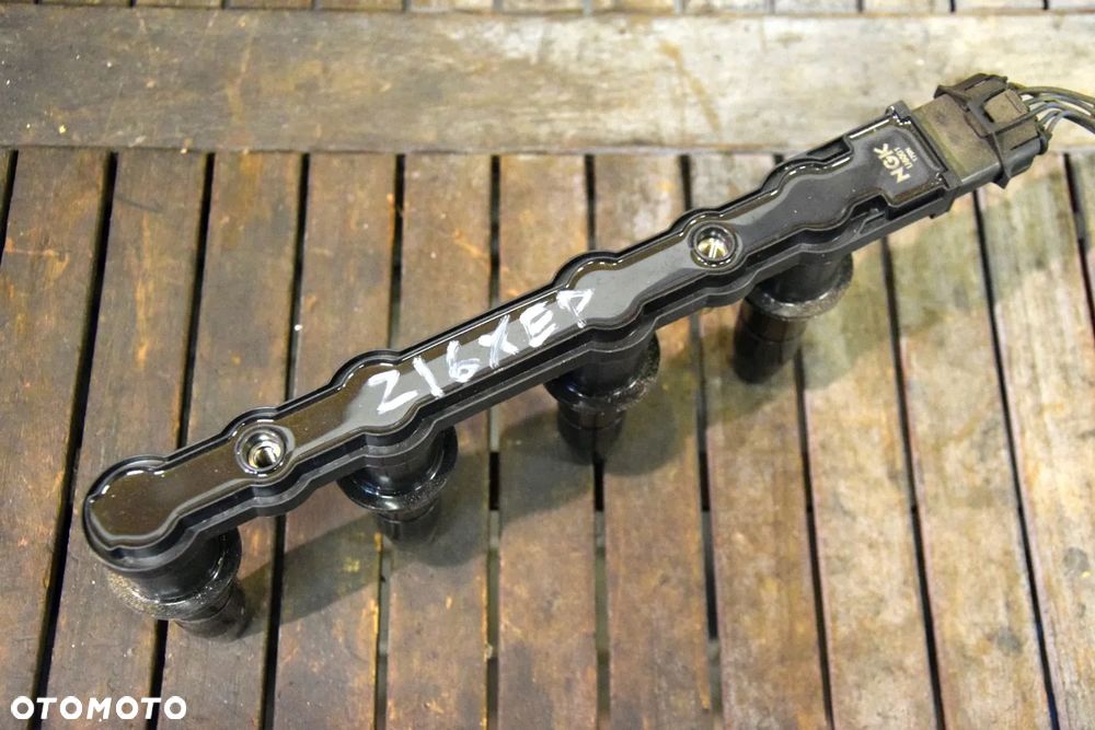 Opel Astra H Zafira B Cewka zapłonowa 1.6 Z16XEP 6PIN - 2
