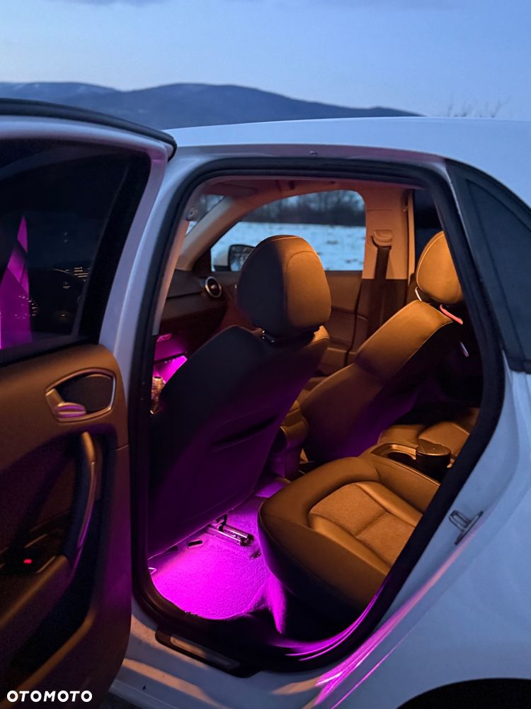 Audi A1 Sportback 1.6 TDI Attraction - 8