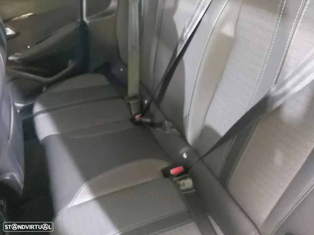 Peugeot e-208 50 kWh Allure - 10