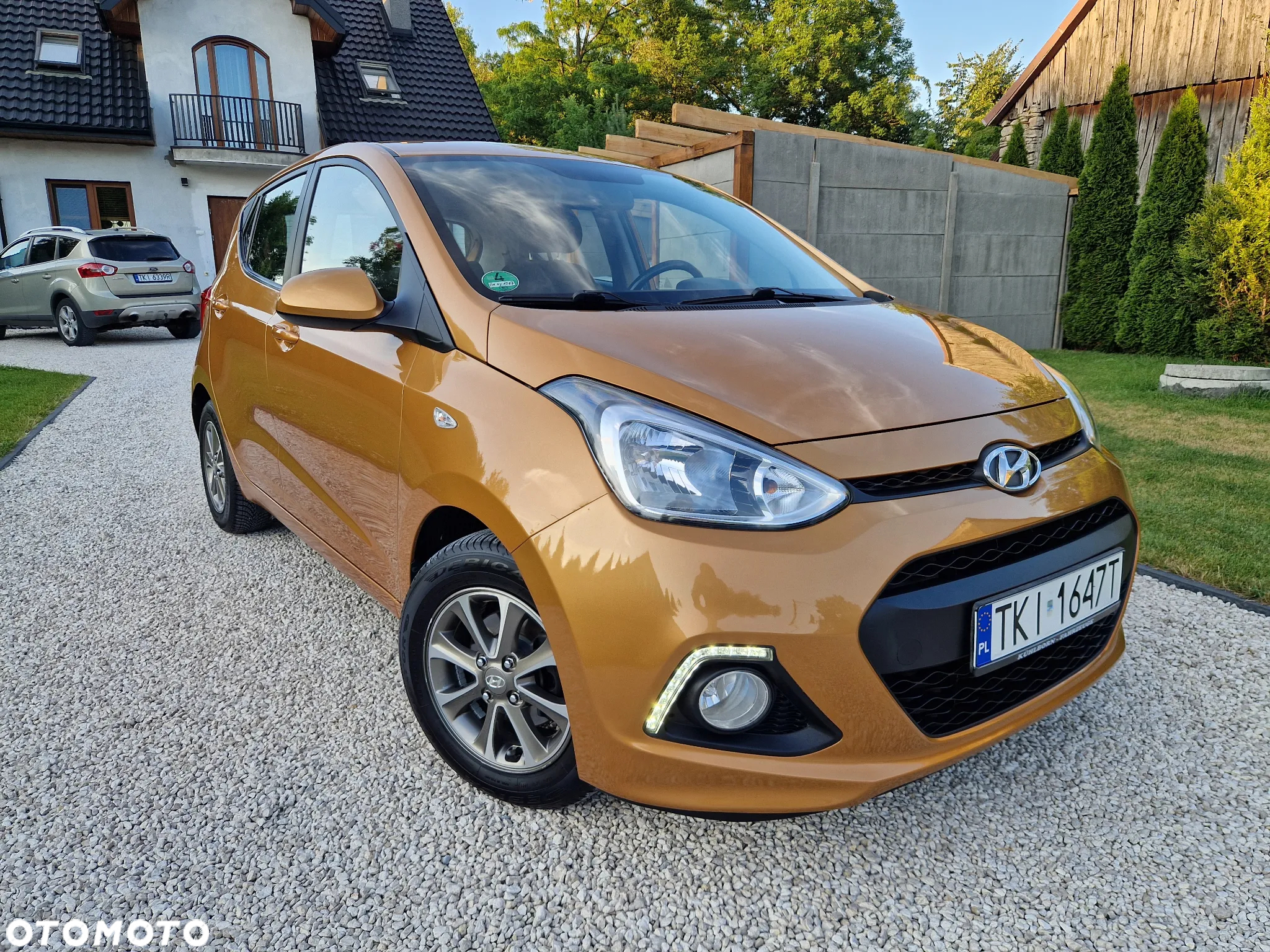 Hyundai i10 1.0 Fifa World Cup Edition - 30