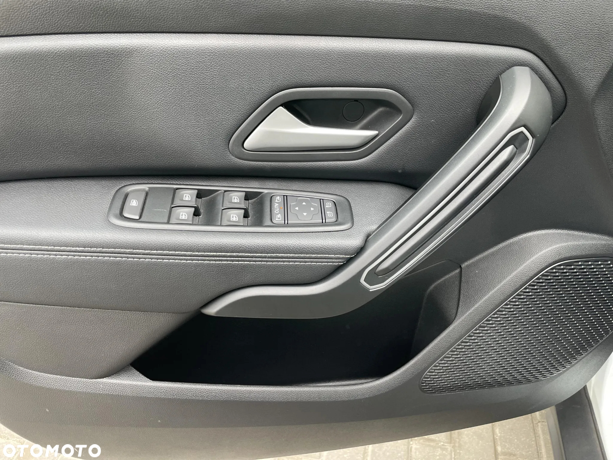 Dacia Duster 1.0 TCe Journey - 10