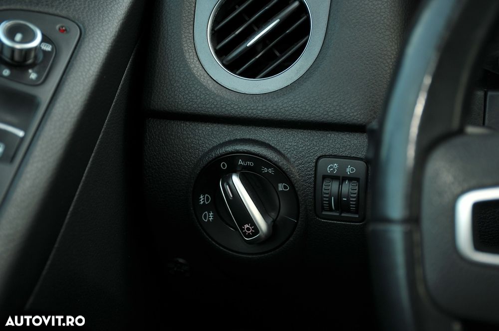 Volkswagen Tiguan 2.0 TDI DPF BlueMotion Technology Sport & Style - 15