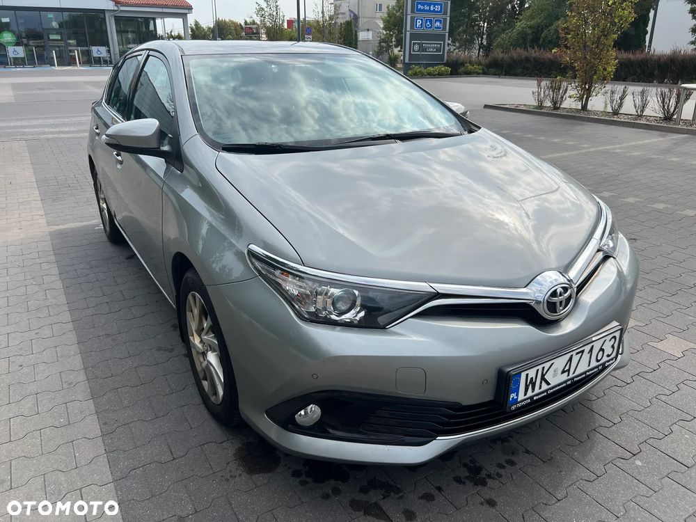 Toyota Auris 1.6 Comfort - 1